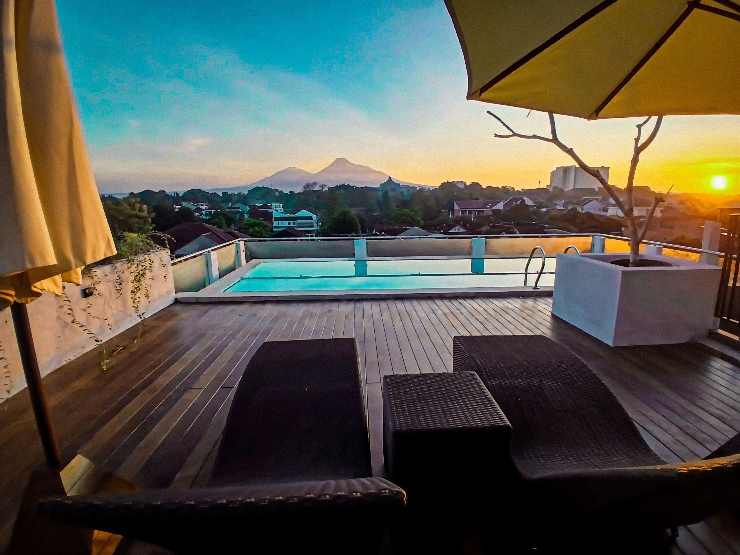 Swimming Pool Merapi View